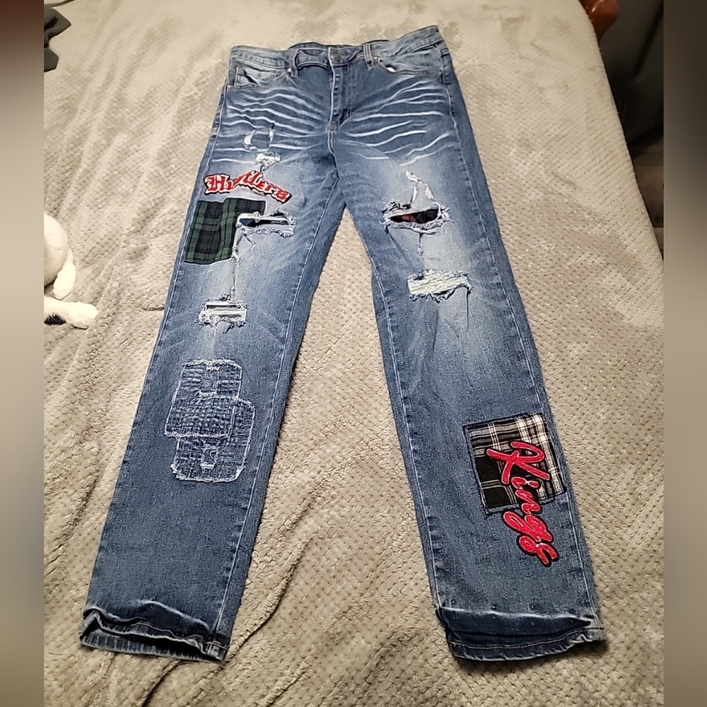 Rue 21 Hustler Distressed Jeans w/patch detail, Mens 34/32 Loose Fit